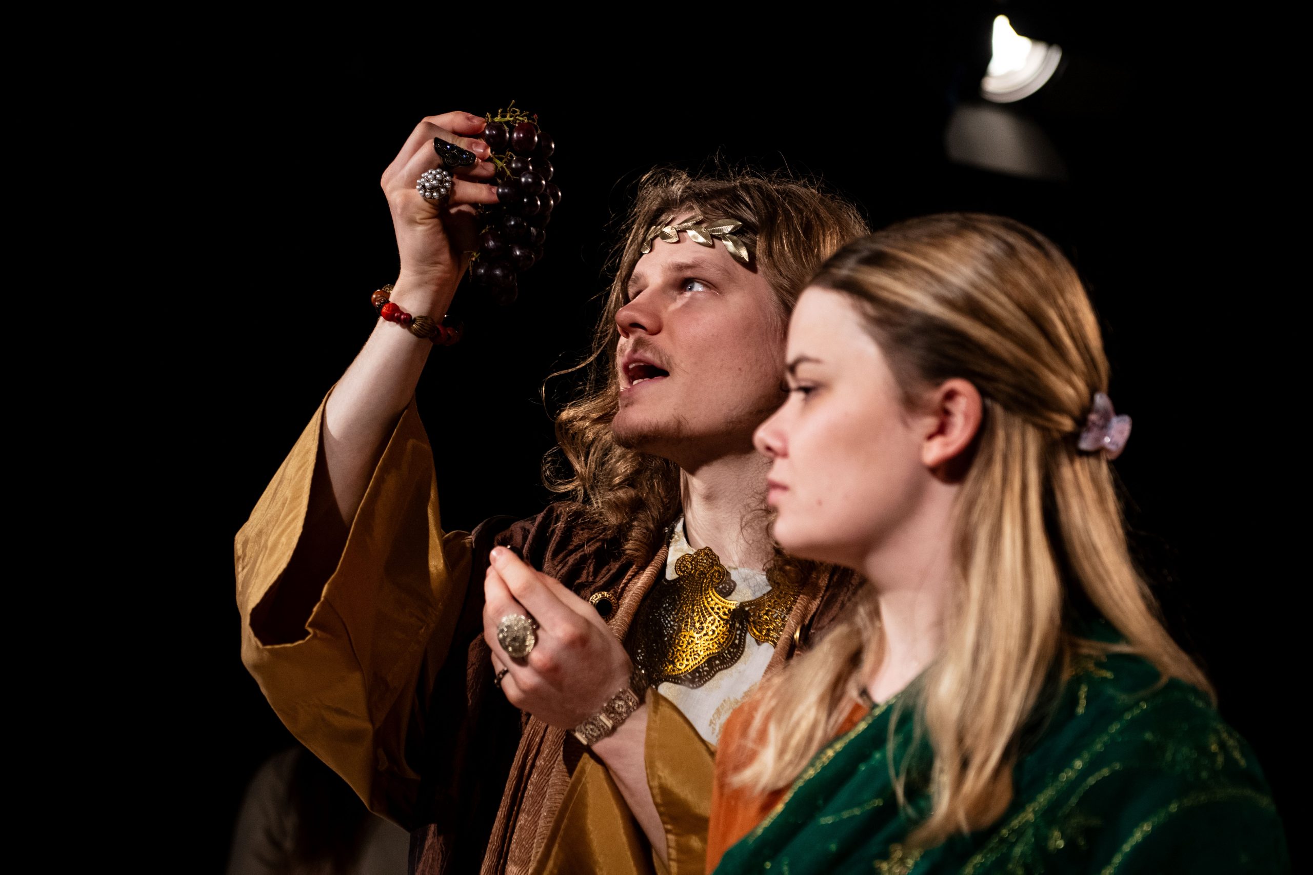 Szene aus einer Produktion von Theater im Fluss